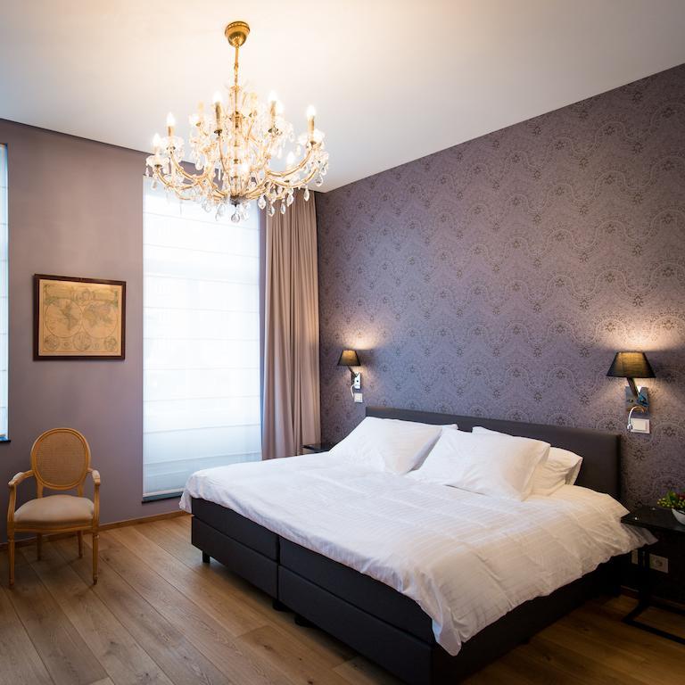 B&B Avenue Deschanel Bruselas Habitación foto